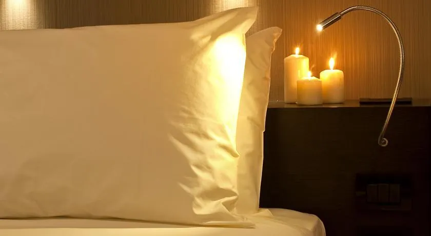 Best Western Plus The Hub Hotel Milão