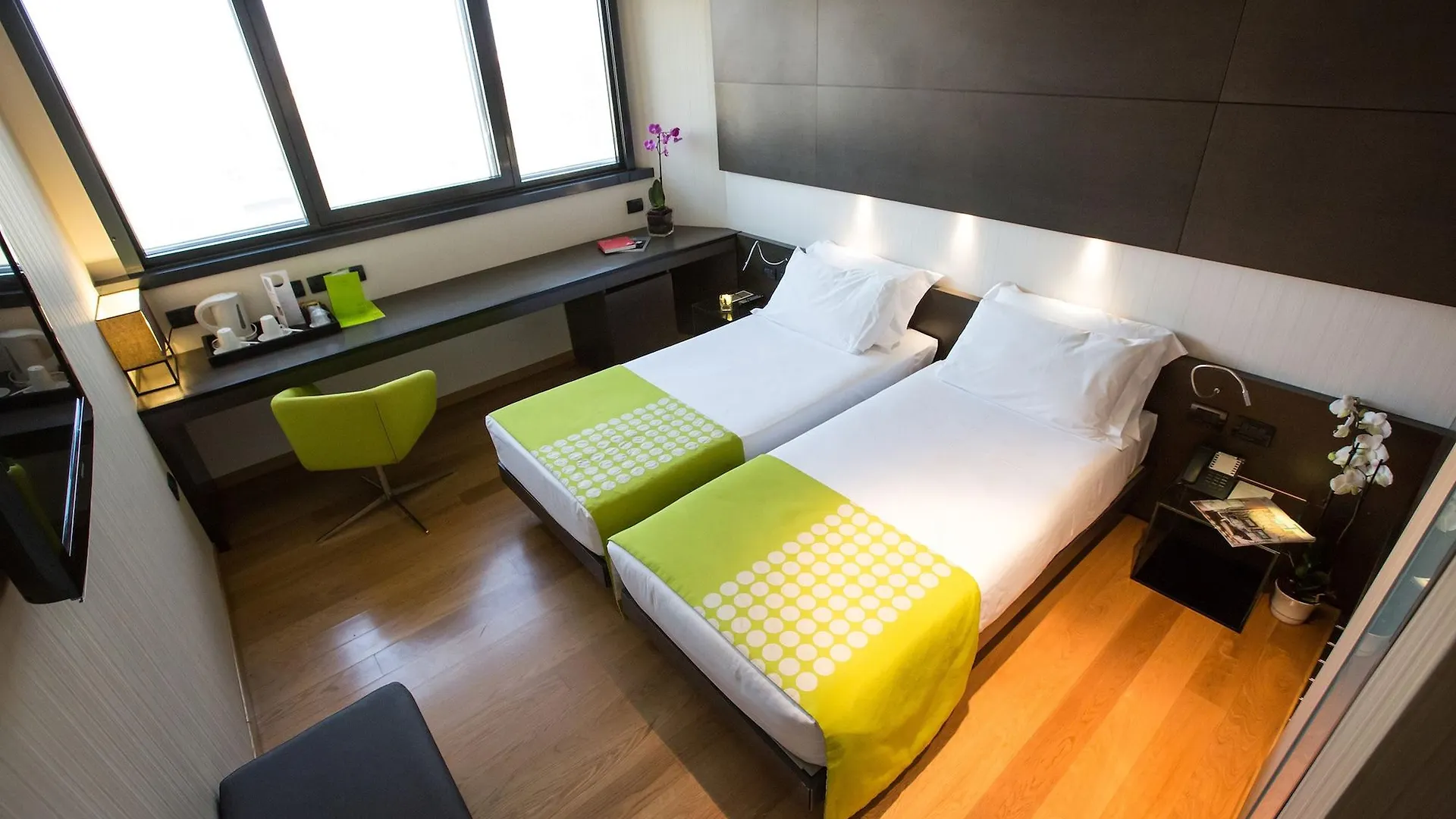 Best Western Plus The Hub Hotel Milão