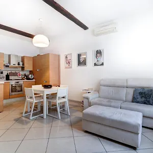 Comodo Nei Pressi Dell'archiginnasio By Wonderful Italy Apartamento Bolonia