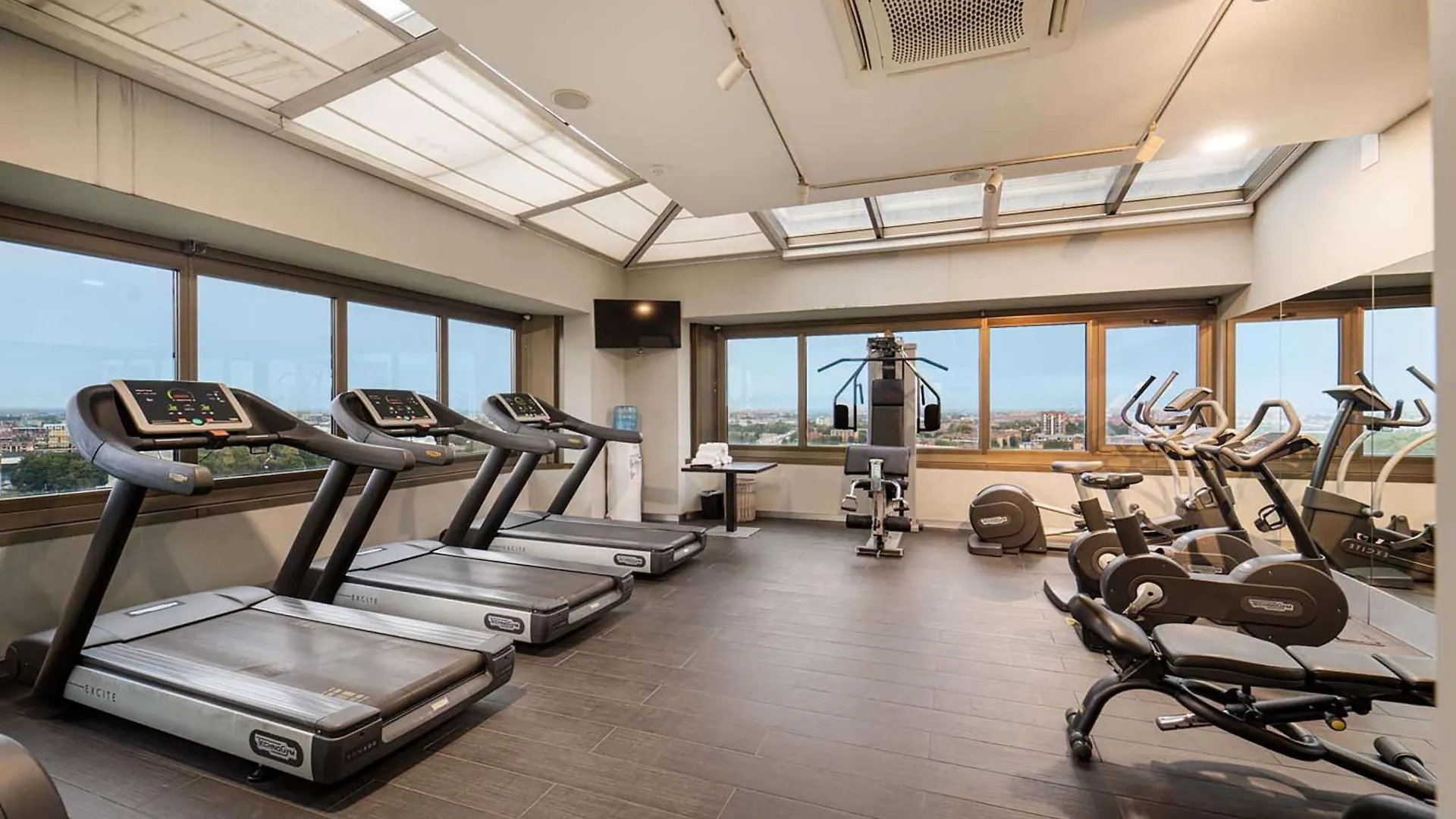 Best Western Plus The Hub Hotel Milano